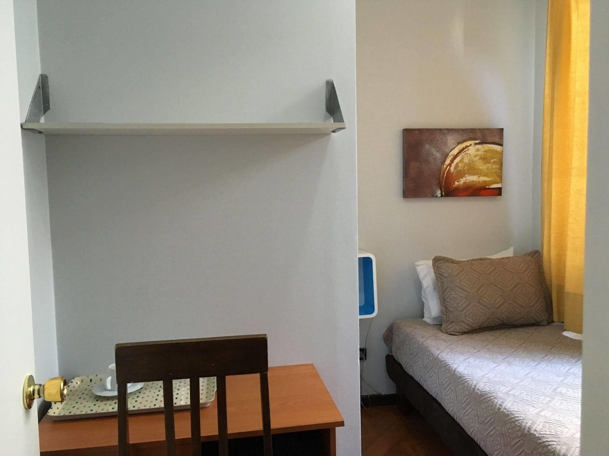 Residencial Universitaria سانتياغو المظهر الخارجي الصورة